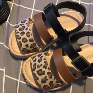 4 sandals and 1 pair of sneakers all gently worn